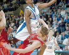 周末全锦赛焦点战！罗马迎战丹佛掘金，血战或上演