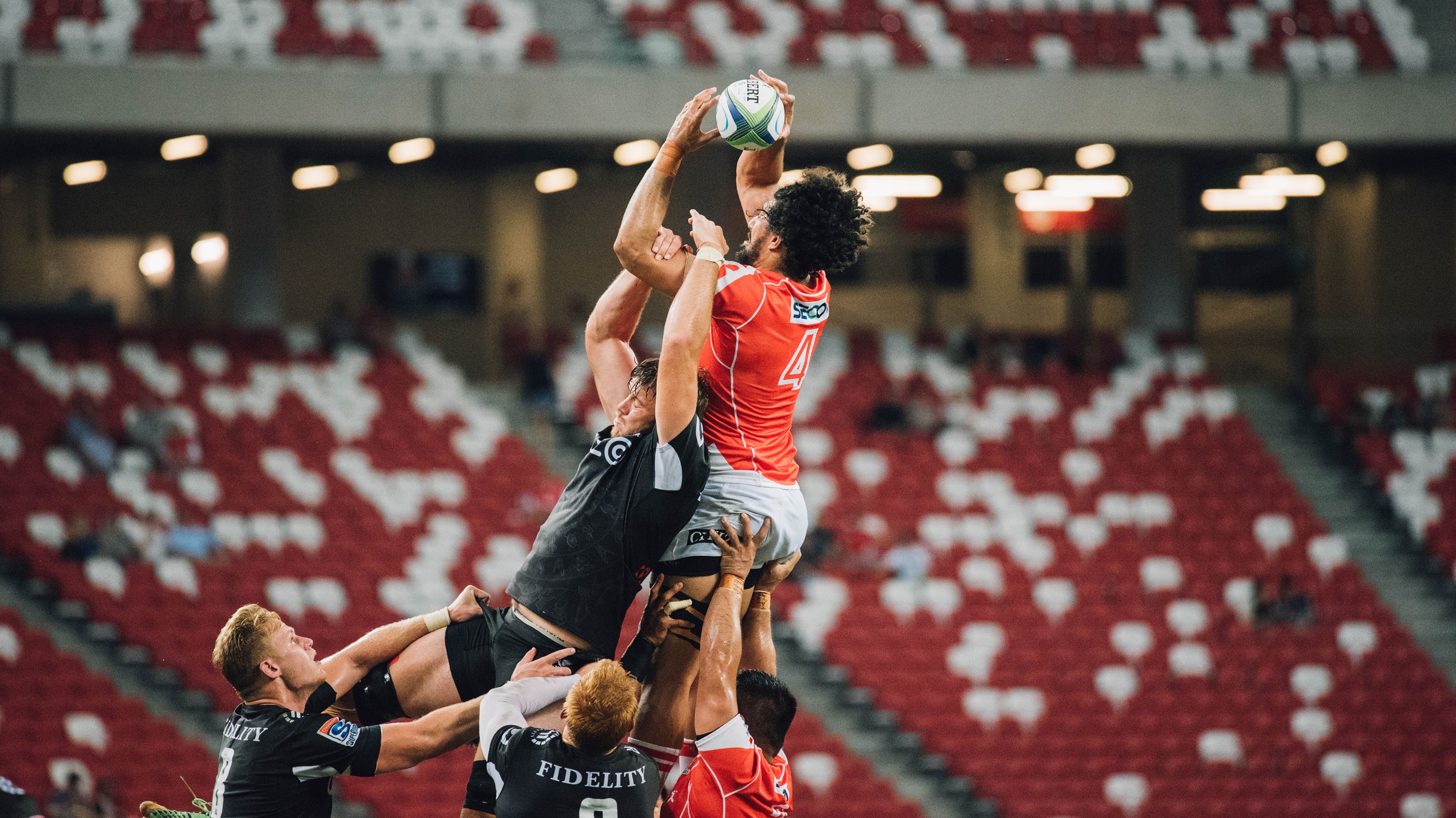 亚冠转会风云：纽约尼克斯盯上锋线强援，萨巴伦卡或成交易筹码